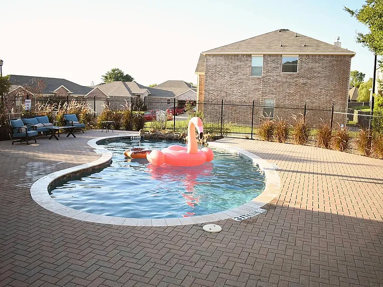 5100 Chesterfield Pl — Photo 27