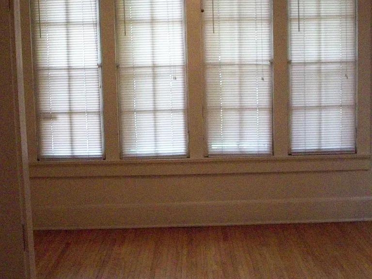 1861 Poplar Ave #5 — Photo 8
