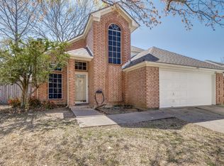 804 Ackers Dr, Arlington, TX 76001