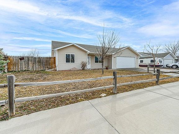 2nd image of 3269 1/2 F 1/2 Rd