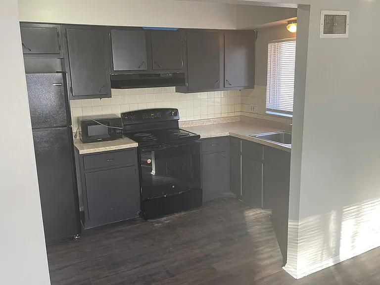 3255 Delor Ave — Photo 11