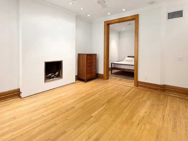 106 Lexington Ave #6 — Photo 7