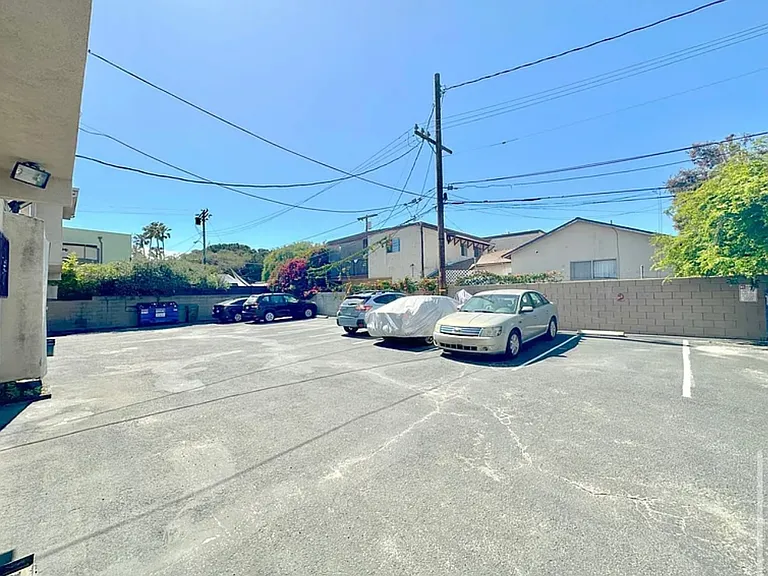 711 Machado Dr #4 — Photo 10