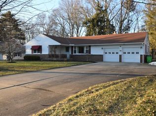 29 Lucy Ln, Northfield, OH 44067