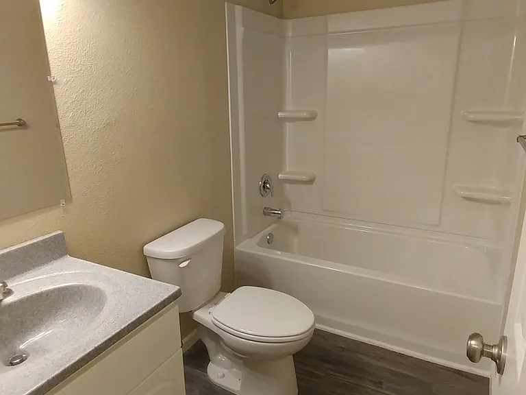 2802 Sutton Pl #2802 — Photo 28