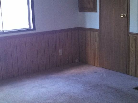 4th image of 1401 N 23rd St Trailer 93