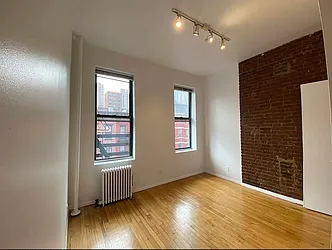 Rented by Best Apartments North Inc