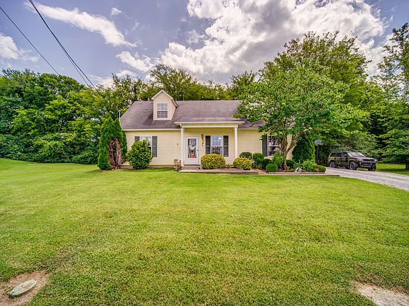 2nd image of 110 Jamie Ct