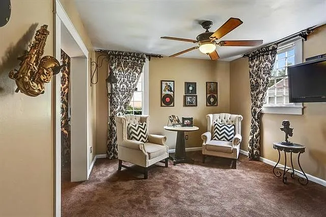 332 Walnut St — Photo 11