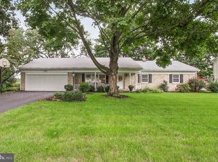 337 Richland Dr, Lancaster, PA 17601