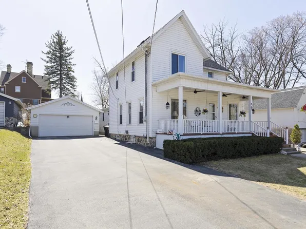 222 & 222 1/2 East Ogden Street, Jefferson, WI 53549