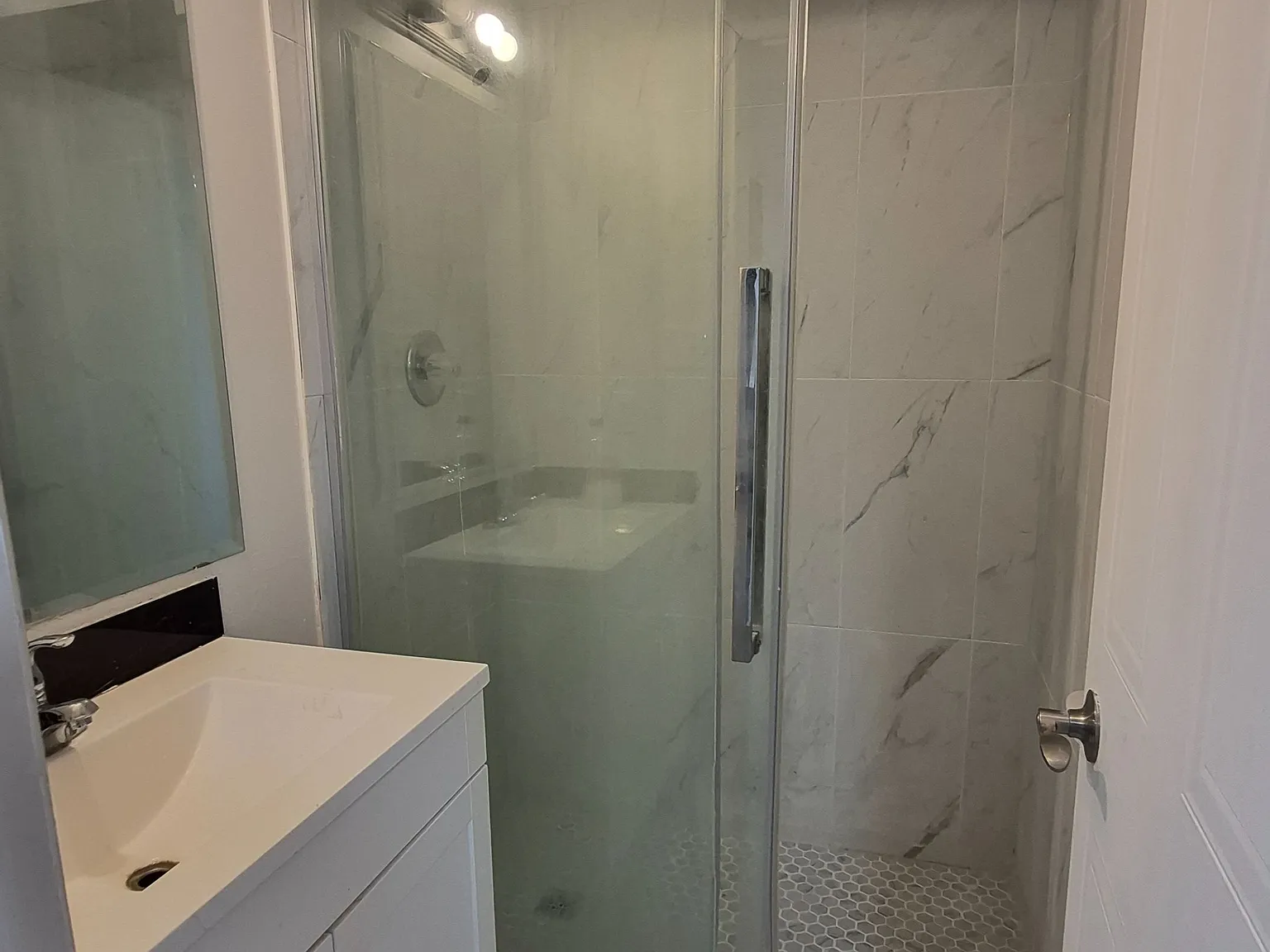 1 bed, $1,400 — Photo 3