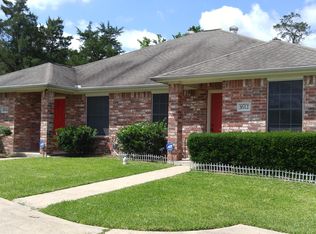 1612 Enloe Ct, Bryan, TX 77802