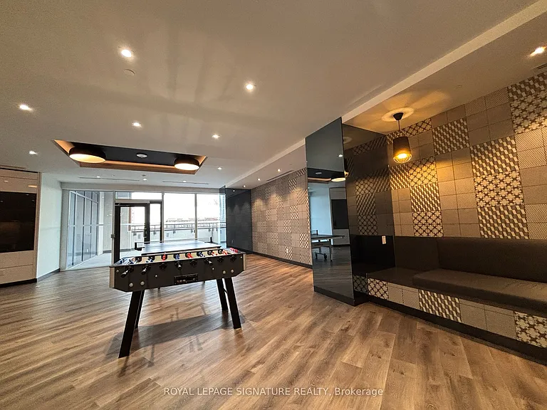 159 Wellesley St E #1209 — Photo 13