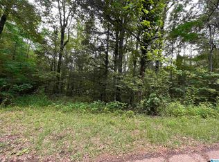 725 Maine St, Talladega, AL 35160