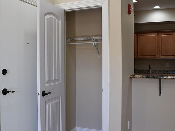 3rd image of 1021 Starwood Ave APT 3