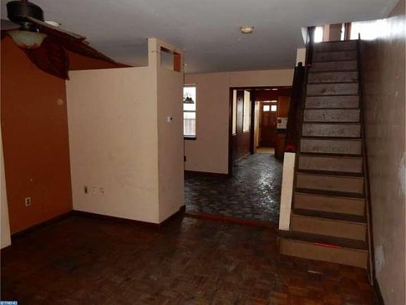 2nd image of 814 E Tioga St