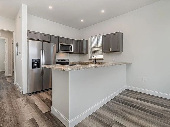 2nd image of 615 Cultural Park Blvd #1