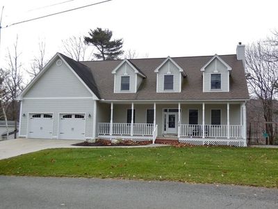 398 River Rd, South Hadley, MA, 01075