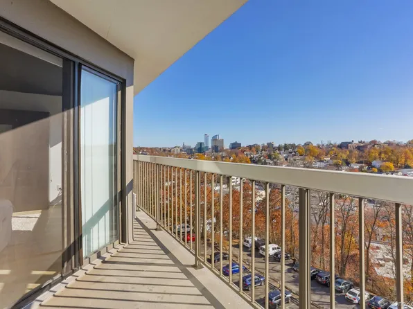 500 High Point Drive #709, Hartsdale, NY 10530