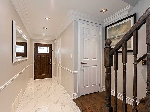 4th image of 124 Parkinson Cres #39