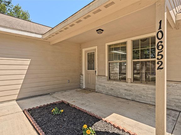 2nd image of 10652 Royal Tricia Dr