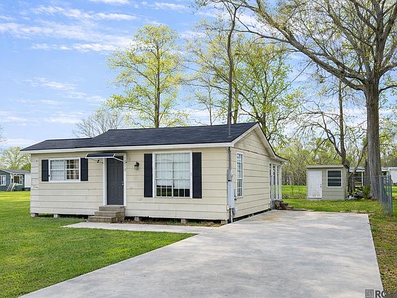 2nd image of 13373 Bourgeois Rd