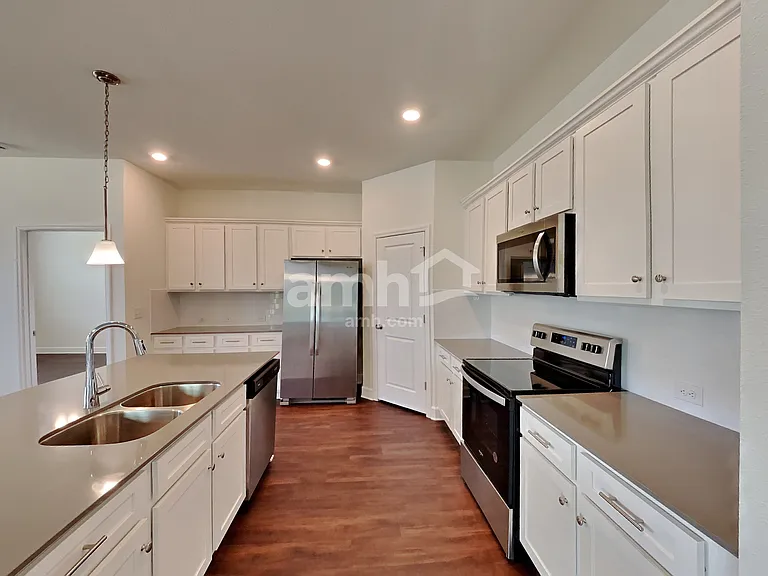 33855 Thyme Dr — Photo 3