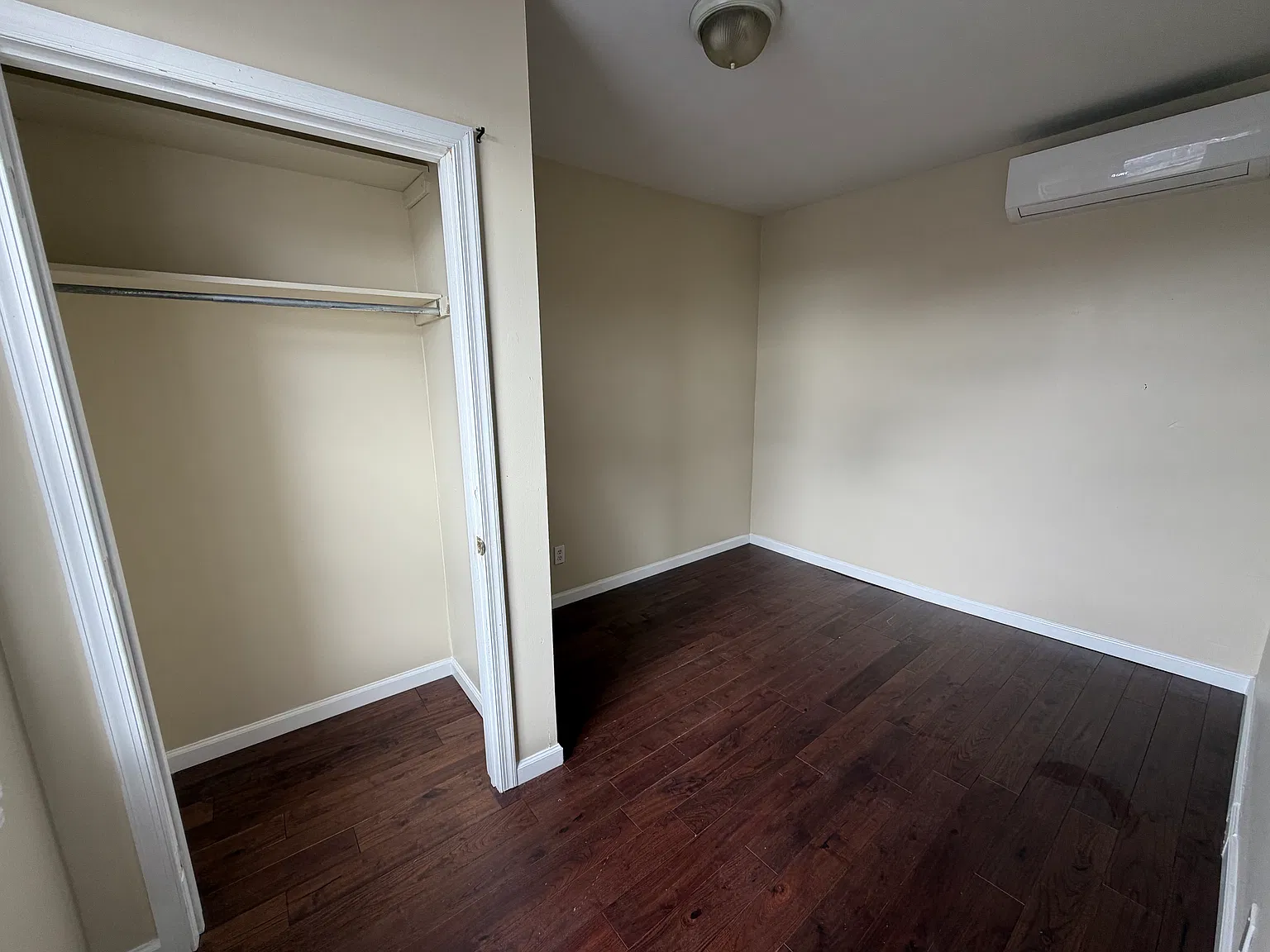 2 bed, 550 sqft, $1,295 — Photo 2