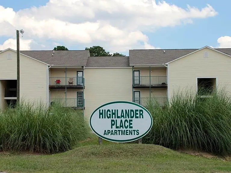 Highlander Rentals — Photo 3