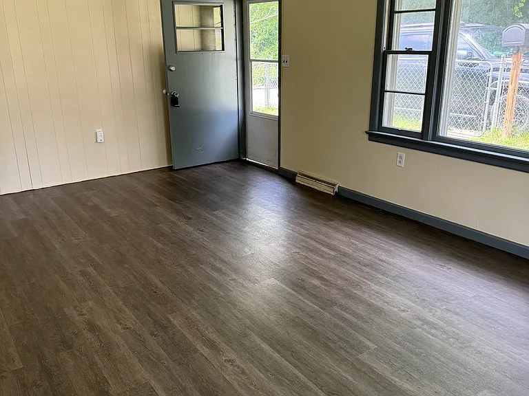 308 Watson Ave — Photo 28