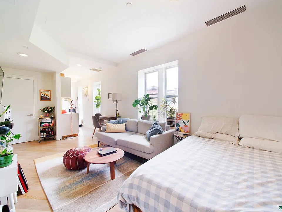 50 Orange St #3B