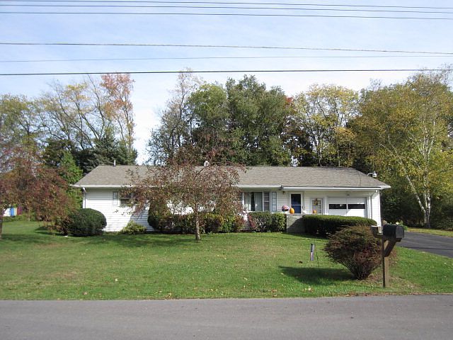 1st image of 192 Greenridge Dr