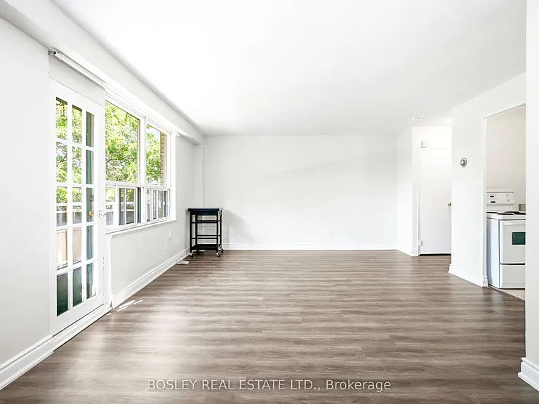 85 Lawton Blvd #403 — Photo 12