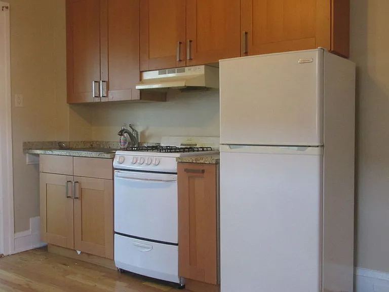1120 Ontario St #201 — Photo 3