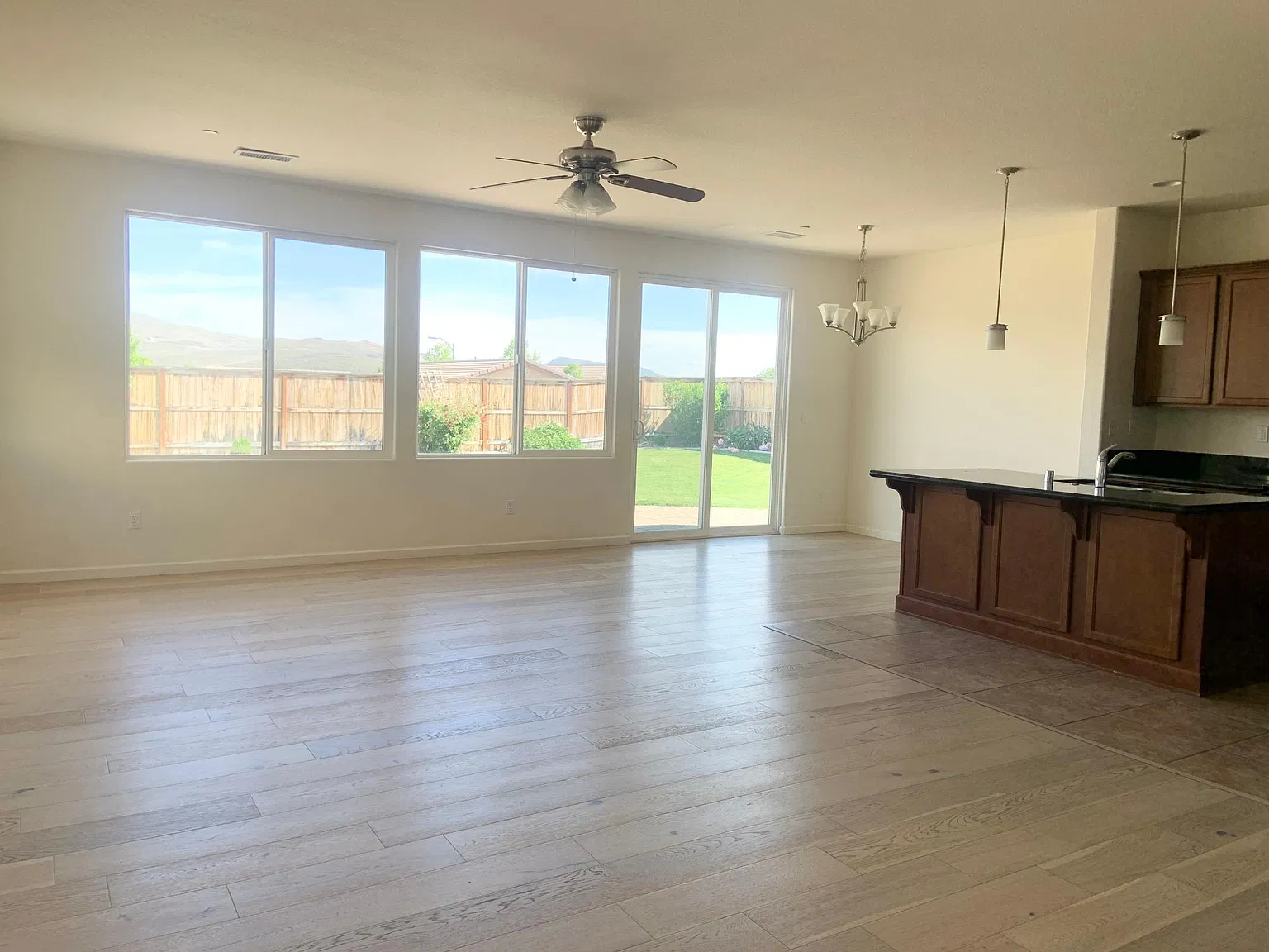 3 bed, 1506 sqft, $2,500 — Photo 3