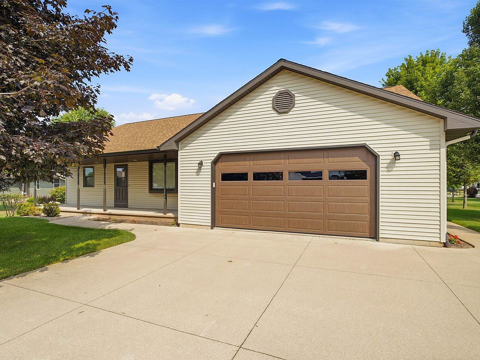 1st image of 1405 Pinewood Ct