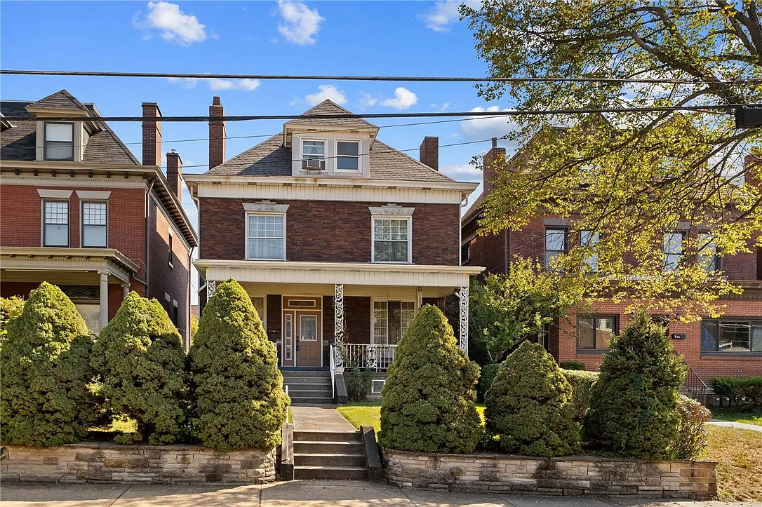 333 S Evaline St photo 1
