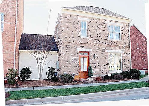 2nd image of 300 Rosemont Row #53