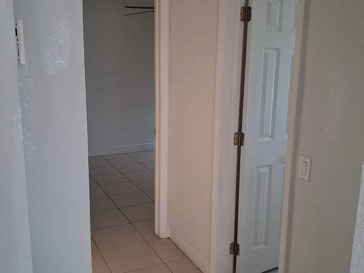 1780 SW 6th St — Photo 2