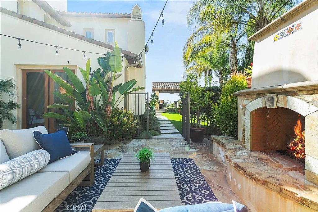 5 bed, 5.5 bath, 5136 sqft, $16,000 — Photo 3
