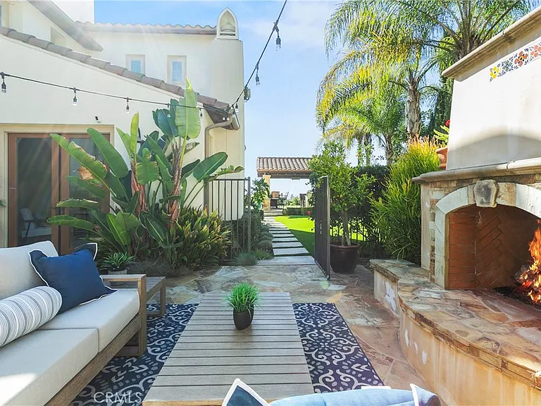 17 Calle Viviana — Photo 3