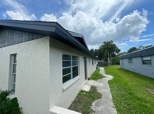 1900 Marcia St, Sarasota, FL 34231