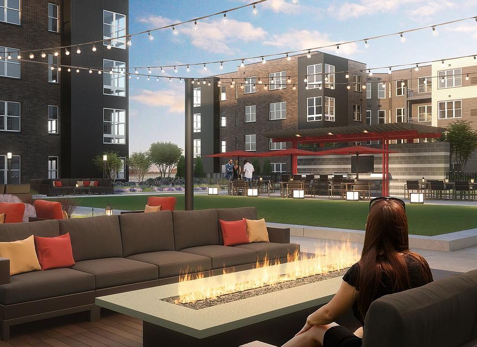 2nd image of 1301 Sterling Blvd