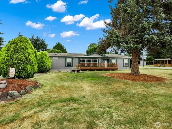 28707 26th Avenue E, Roy, WA 98580
