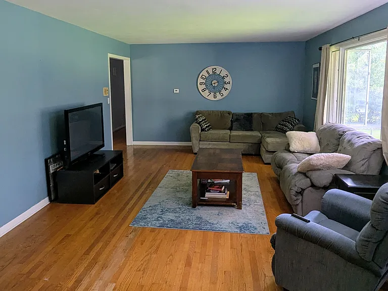 8375 Vassar Dr — Photo 4