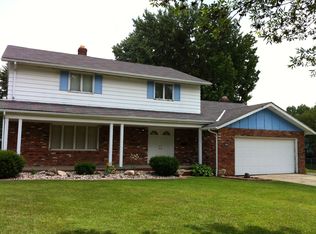 1961 Garden Dr, Wickliffe, OH 44092