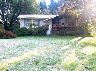 1755 Barclay Hill Rd, Beaver, PA 15009