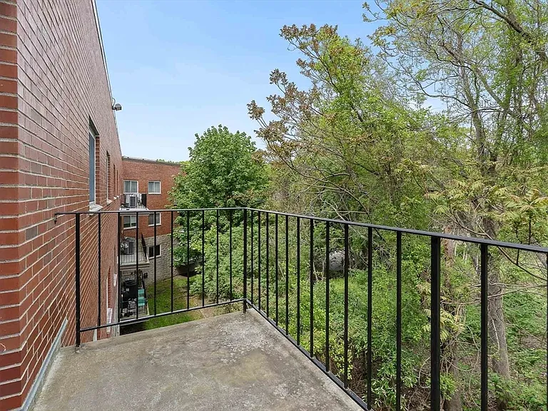 45 Loomis St #317 — Photo 16