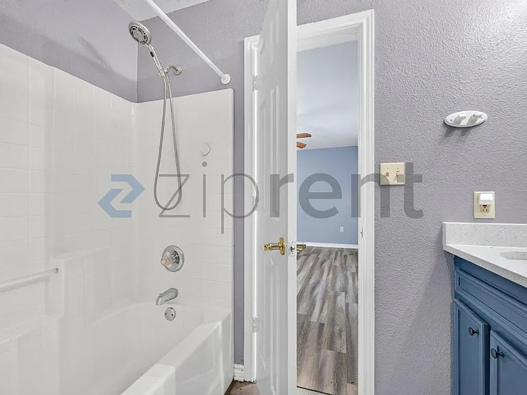 940 Chase St — Photo 19